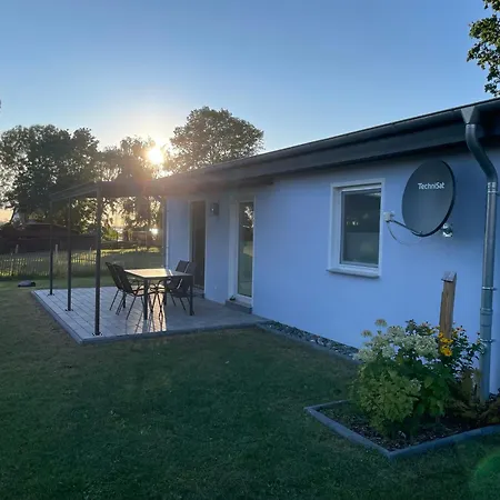 Zecherin Auf Usedom, Klimaanlage, Terrasse Mit Peeneblick, Wlan Und Parkplatz Semesterbostad *