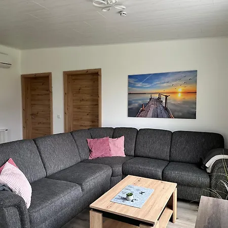Zecherin Auf Usedom, Klimaanlage, Terrasse Mit Peeneblick, Wlan Und Parkplatz *