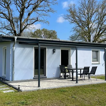 Semesterbostad Zecherin Auf Usedom, Klimaanlage, Terrasse Mit Peeneblick, Wlan Und Parkplatz *