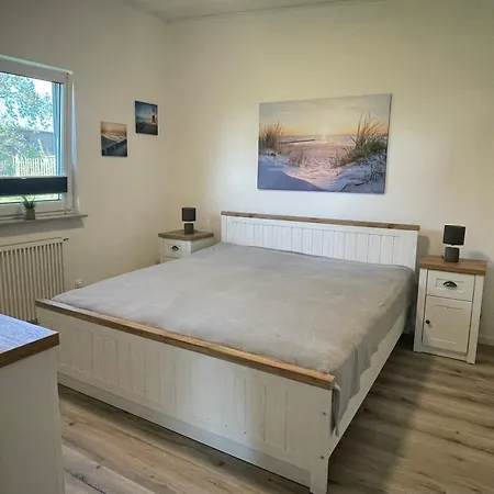 度假居 Zecherin Auf Usedom, Klimaanlage, Terrasse Mit Peeneblick, Wlan Und Parkplatz