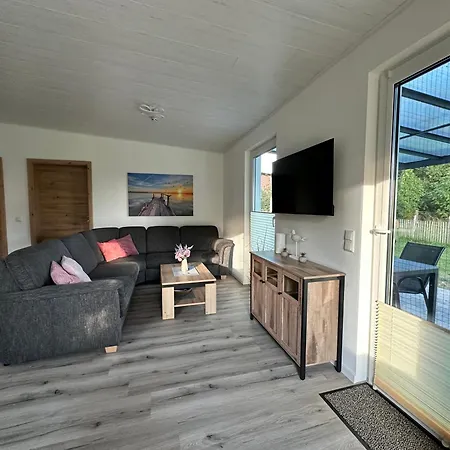 Zecherin Auf Usedom, Klimaanlage, Terrasse Mit Peeneblick, Wlan Und Parkplatz Semesterbostad